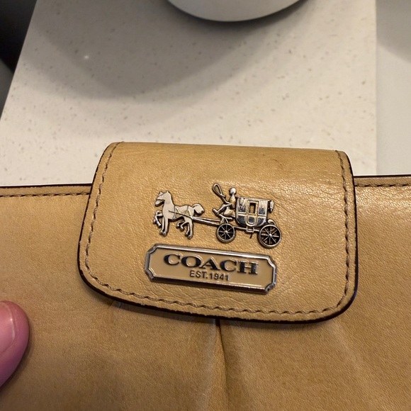Vintage Coach Wallet - Picture 3 of 6